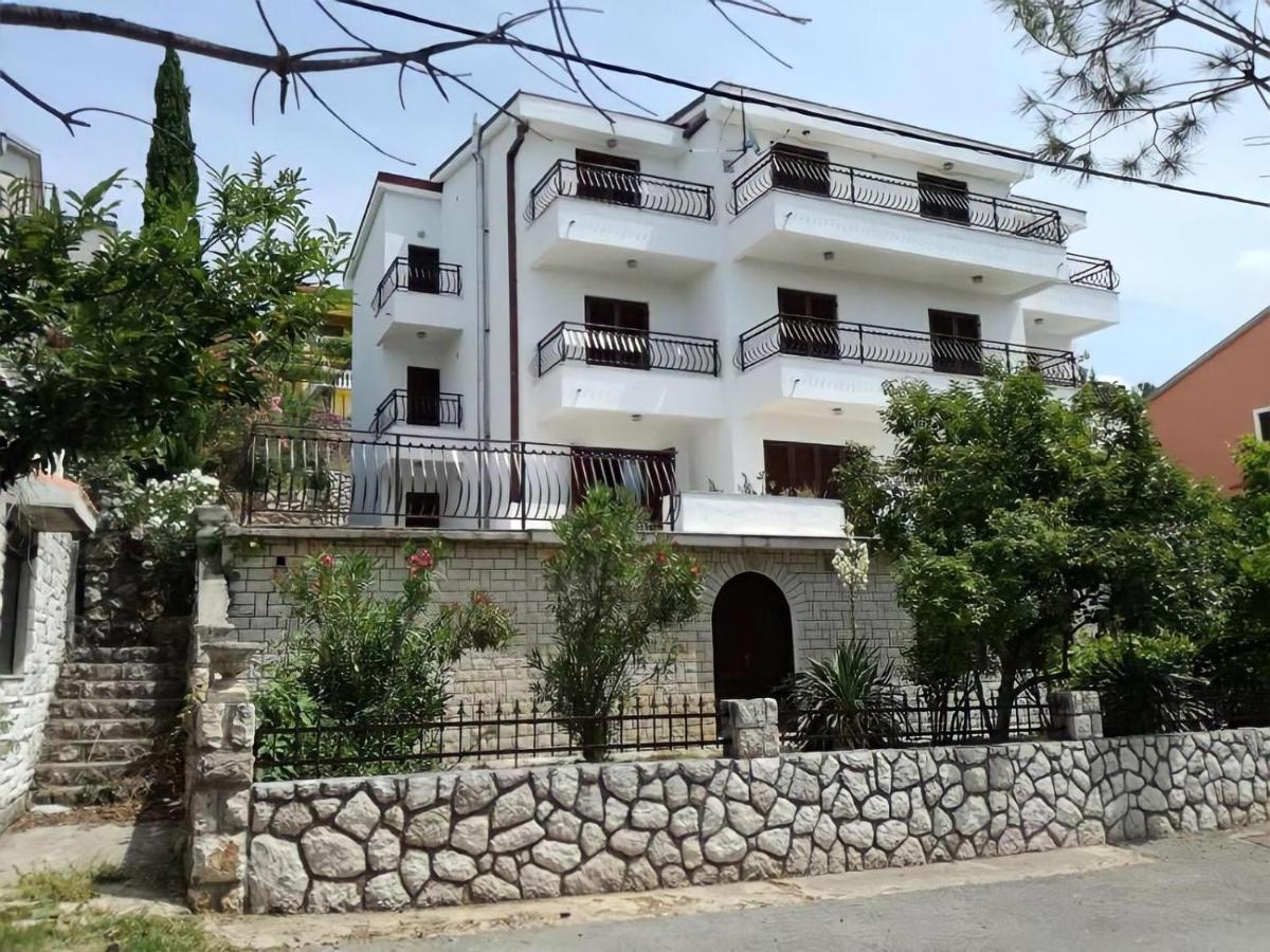 Sobe Za Odmor Jadran Hotell Dramalj Exteriör bild